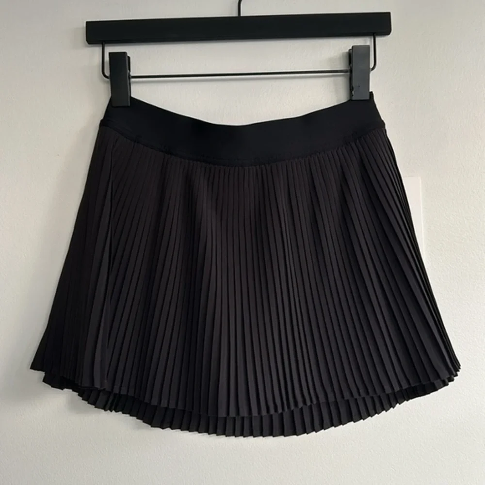 Varsity High-Rise Pleated Tennis Skirt In Black - Picture 4 of 8